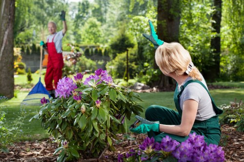 Landscaping waste sorted for eco-friendly recycling in Hatchend