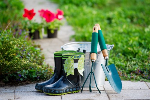 Professional planting services in Hatchend for a stylish garden border