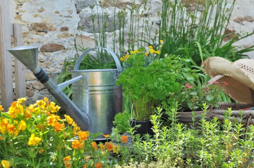 Professional garden maintenance service in Hatchend with hedge trimming and planting care