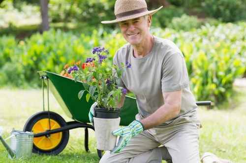 Final secure payment confirmation for Landscapers Hatchend services