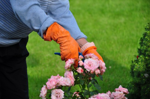 Load-based rubbish removal and cubic-yard pricing explained for Hatchend